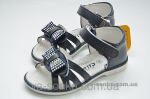 Сандалии для девочки