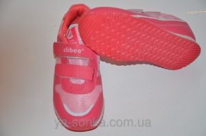 Кроссовки для девочки