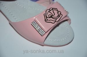 Сандалии для девочки