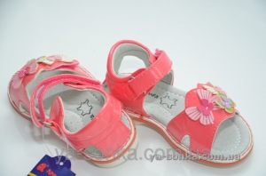 Сандалии для девочки
