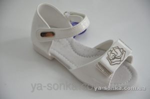 Сандалии для девочки