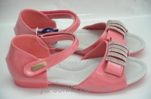 Сандалии для девочки