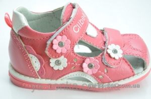 Сандалии для девочки