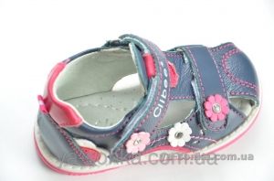 Сандалии для девочки