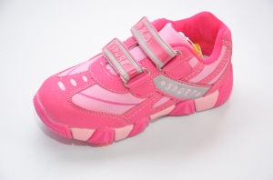 Кроссовки для девочки
