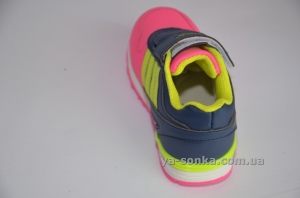 Кроссовки для девочки