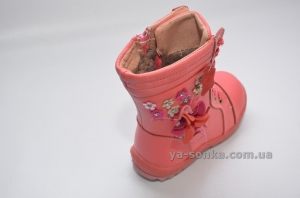 Ботинки для девочки