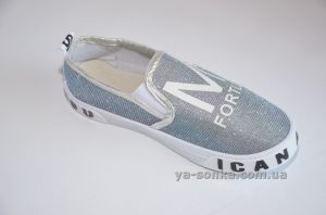 Модные слипоны для девочки хамелеоны