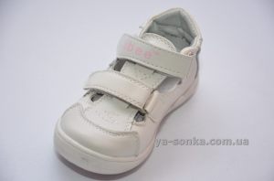 Туфли-сандалии для ребенка