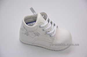 Ботинки для маленькой девочки