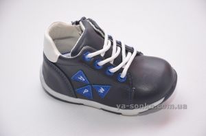 Ботинки для маленького мальчика