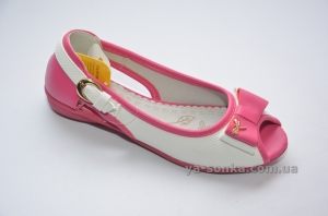 Туфли-босоножки для девочки