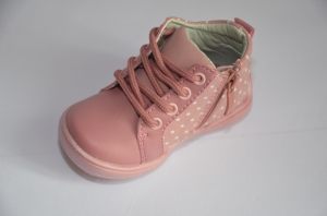 Демисезонные ботинки для девочки