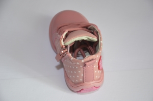 Демисезонные ботинки для девочки