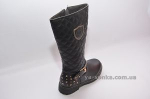 Высокие зимние сапоги
