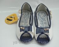 Туфлі-босоніжки для дівчинки