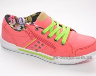 Кроссовки для девочки