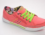 Кроссовки для девочки