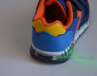 Кроссовки с подсветкой для мальчика