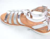 Сандалі для дівчинки