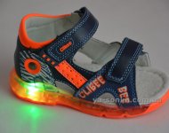 Сандалии с подсветкой для мальчика