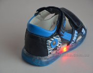 Сандалии с подсветкой для мальчика
