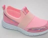 Кросівки для дівчат