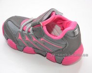 Кросівки для дівчат