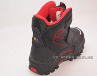 Черевики для хлопчика з льодоходами