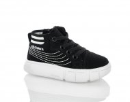 Демисезонные ботинки для малышей