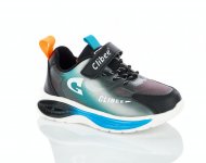 Детские кроссовки