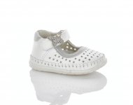 Пинетки с перфорацией для девочки