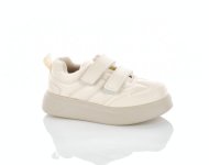 Спортивные туфли для девочки