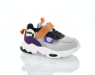 Легкие кроссовки малышам