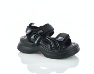 Босоножки в стиле спортшик