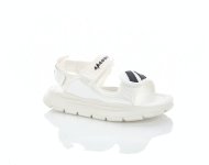 Модные босоножки в спортивном стиле