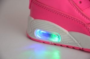 Ботинки-кроссовки для девочки с подсветкой