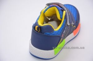 Кроссовки для детей