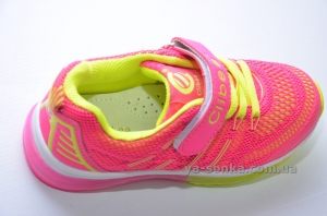 Кроссовки для девочек