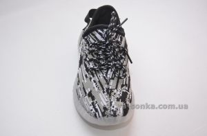 Кроссовки с подсветкой для  мальчика.