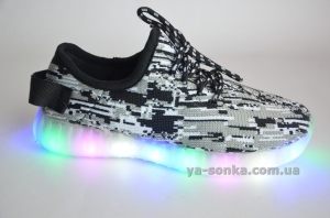 Кроссовки с подсветкой для  мальчика.