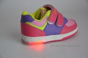 Кроссовки для девочки с подсветкой