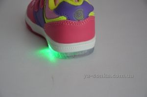 Кроссовки для девочки с подсветкой