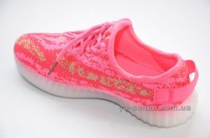 Кросівки з підсвічуванням для дівчаток