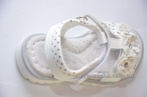 Сандалии для девочки