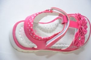 Сандалии для девочки