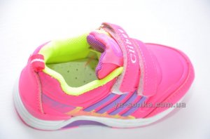 Кроссовки для девочки