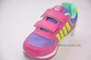 Кроссовки для девочки