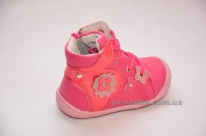 Ботинки для девочки