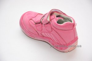 Ботинки для девочки